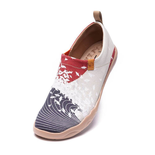 UIN Footwear Men -Follow the Waves- Men Art Painted Canvas Shoes Canvas loafers