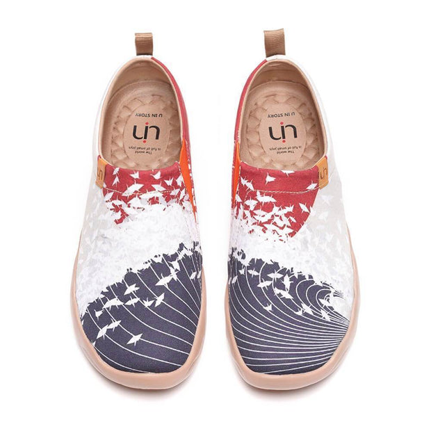 UIN Footwear Men -Follow the Waves- Men Art Painted Canvas Shoes Canvas loafers