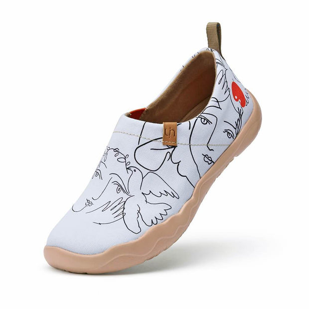 UIN Footwear Women Dove of Peace Canvas loafers