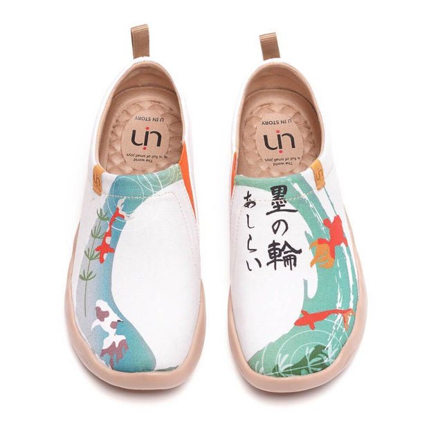 UIN Footwear Women -Goldfish- Art Painted Women Walking Shoes Canvas loafers