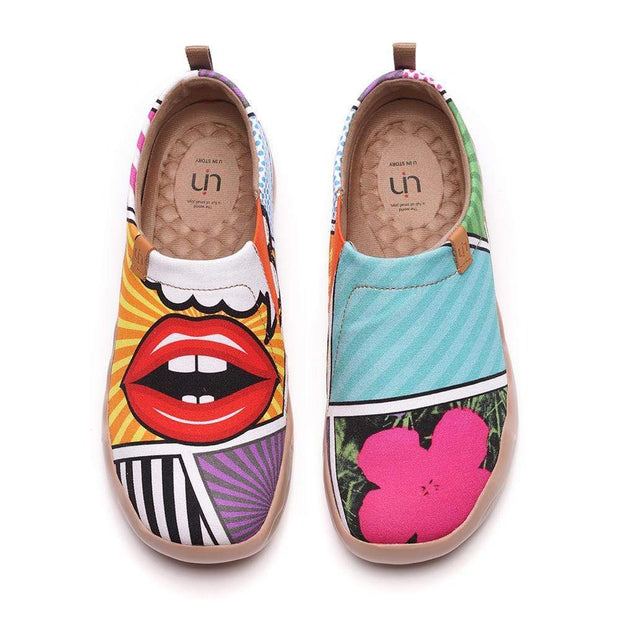 UIN Footwear Women -Kiss On the Chic- Pop Art Female Casual Shoes Canvas loafers