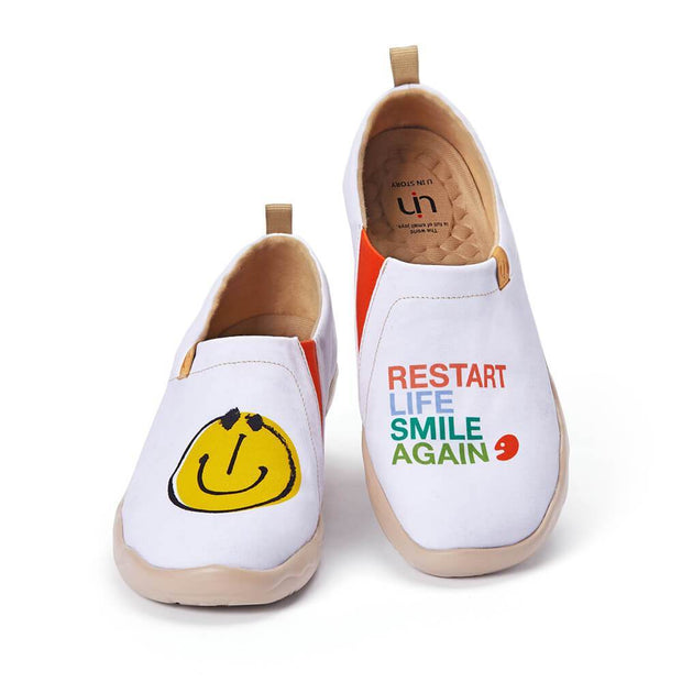 UIN Footwear Women Smiley Canvas loafers