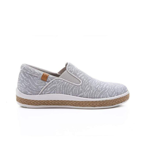 UIN Footwear Women Tijuana Grey Canvas loafers