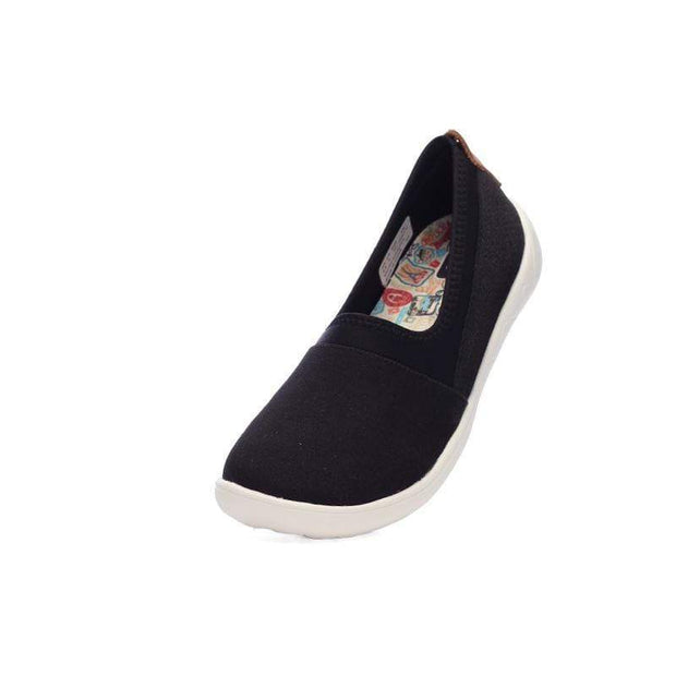 UIN Footwear Women Valencia Black Canvas loafers